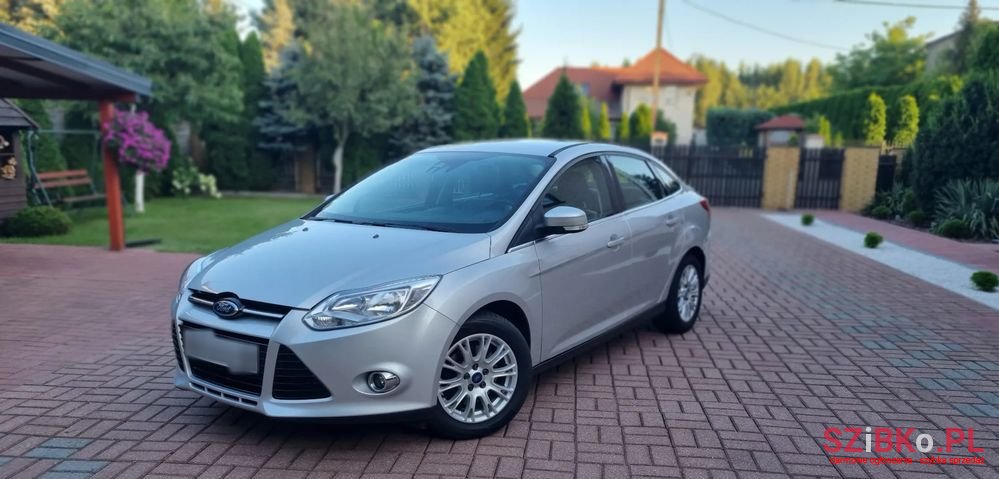 2011' Ford Focus 1.6 Ti-Vct Titanium photo #1