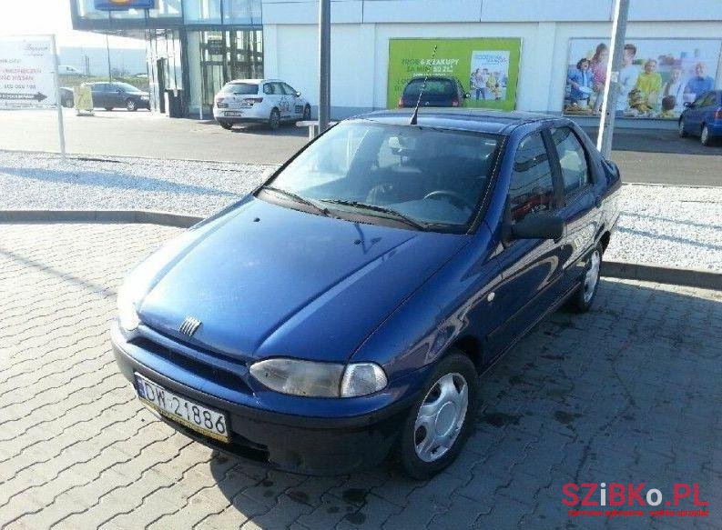 2000' Fiat Siena photo #1