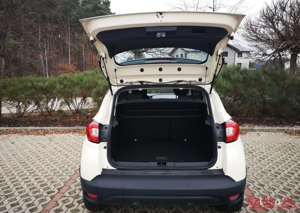 2016' Renault Captur photo #5