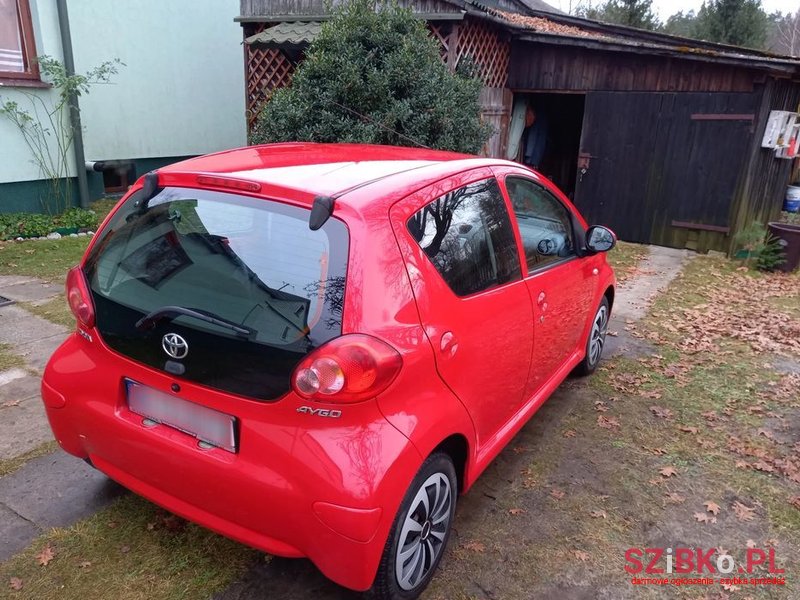 2008' Toyota Aygo photo #4