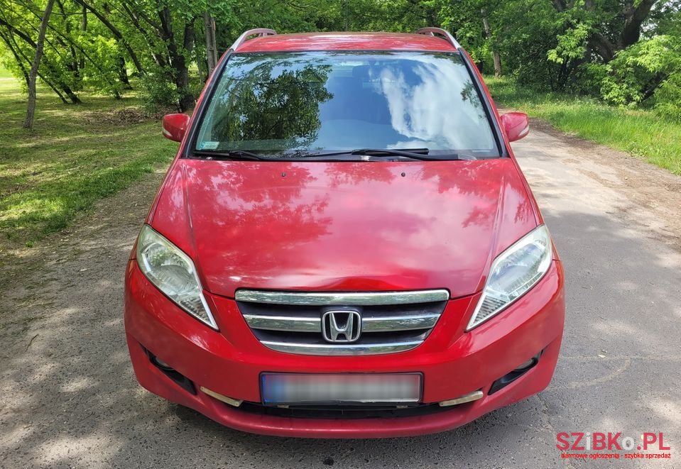 2005' Honda FR-V photo #5