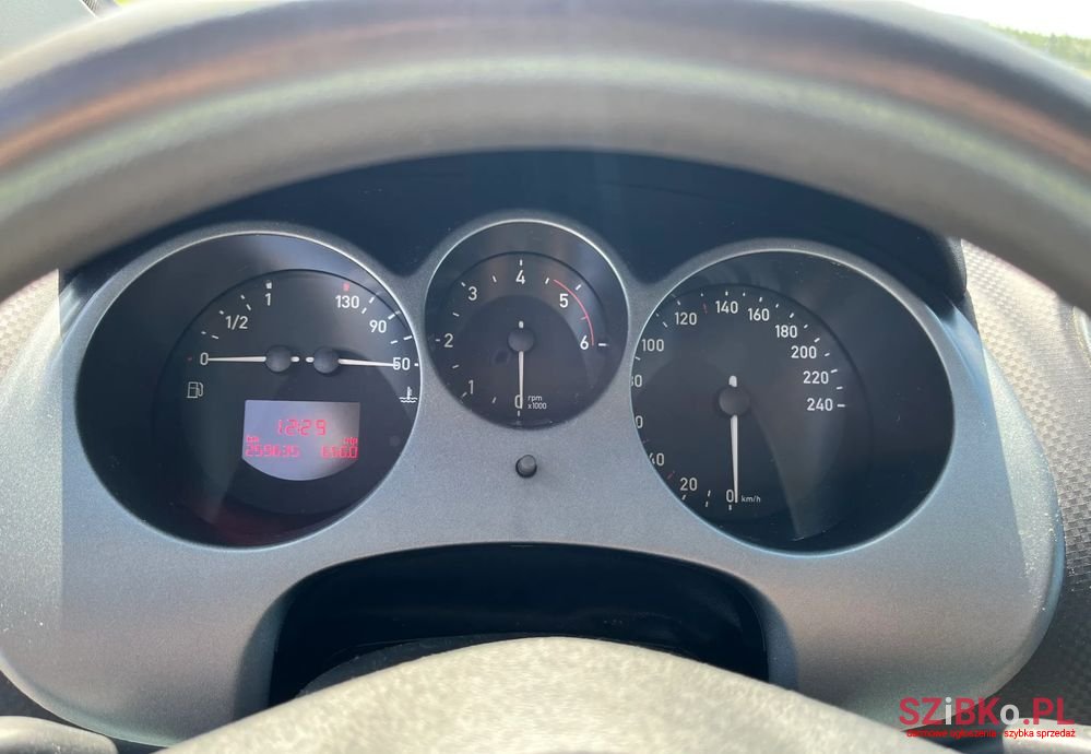 2005' SEAT Toledo photo #6