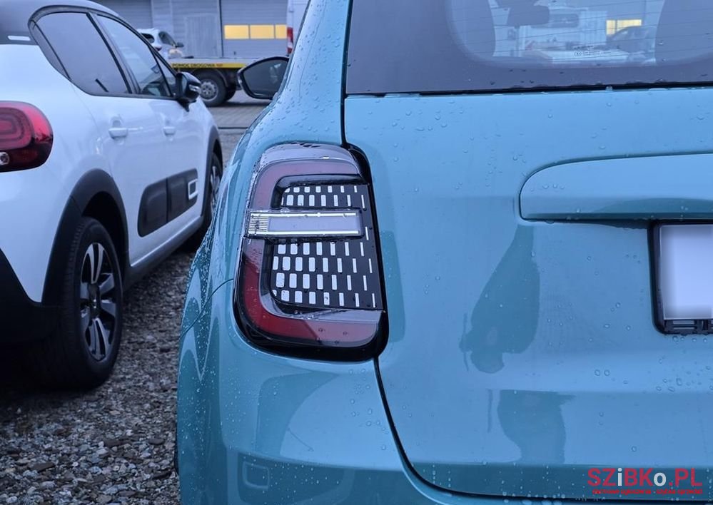 2024' Fiat 600 photo #5