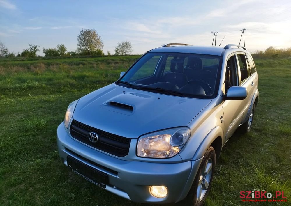 2005' Toyota RAV4 2.0 D-4D Sol photo #6