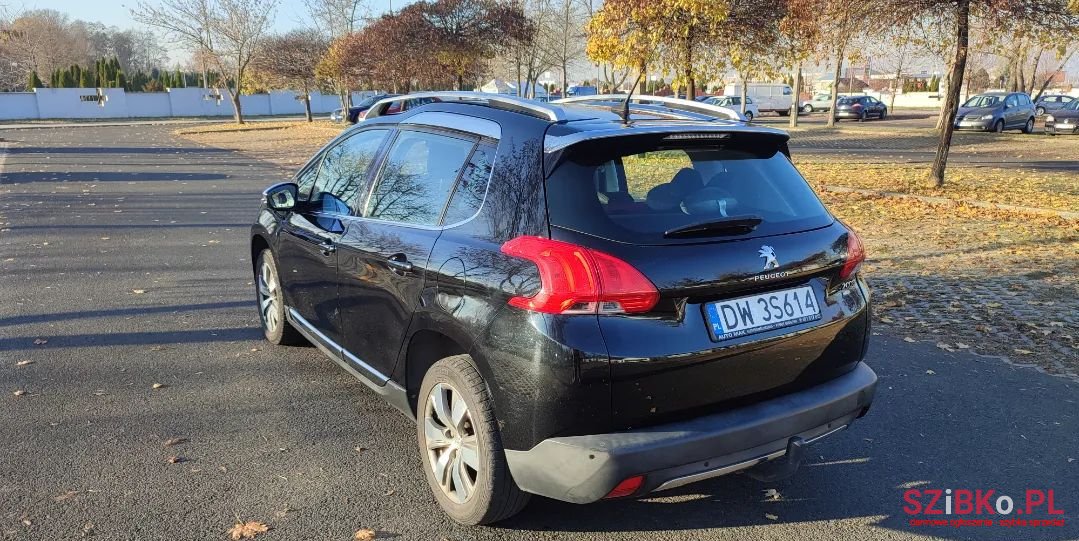 2014' Peugeot 2008 photo #5