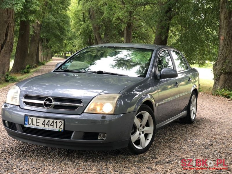 2004' Opel Vectra photo #1