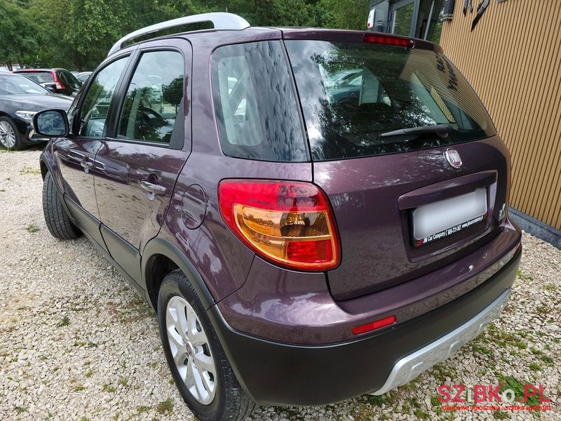 2012' Fiat Sedici photo #4