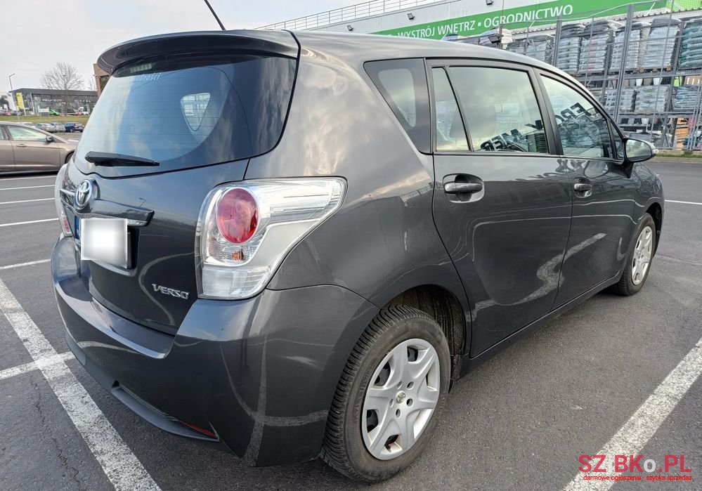 2013' Toyota Verso photo #6