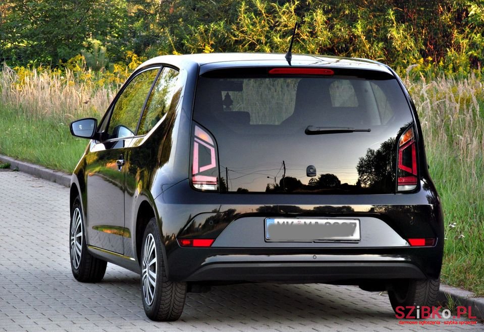 2017' Volkswagen Up! photo #4