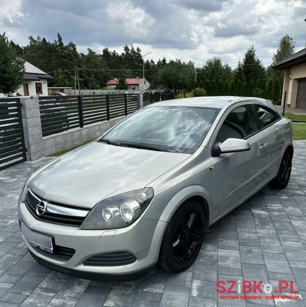 2006' Opel Astra Gtc 1.4 Edition photo #1