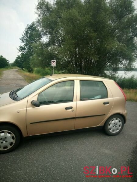 2000' Fiat Punto photo #5