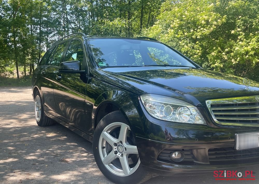 2009' Mercedes-Benz C-Class photo #4