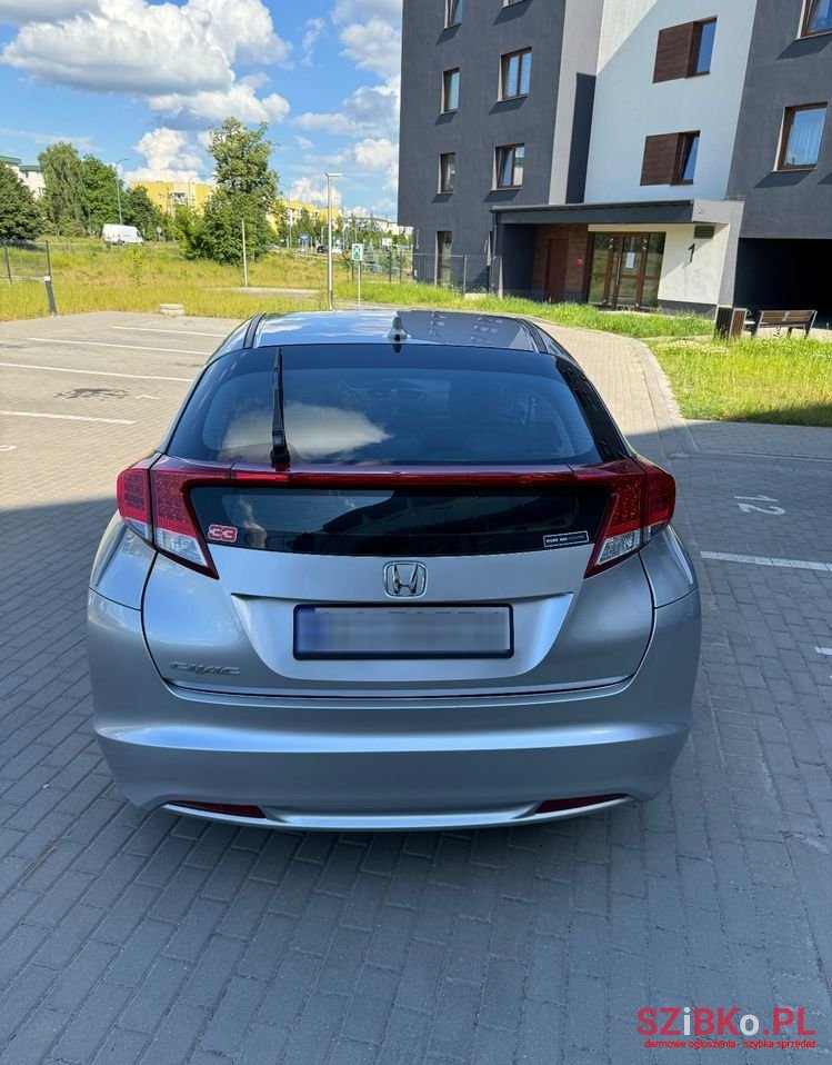 2013' Honda Civic 1.6 I-Dtec S photo #2