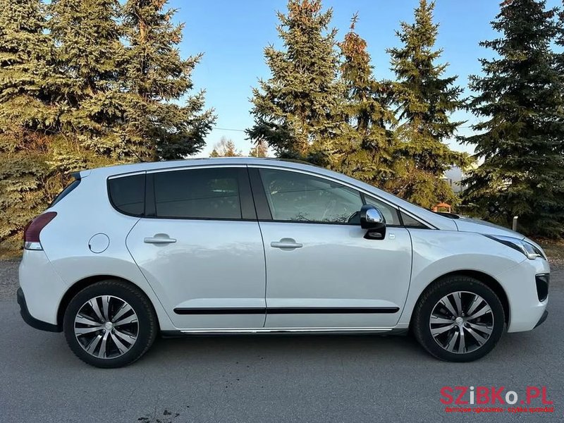 2014' Peugeot 3008 2.0 Hdi Hybrid4 photo #3