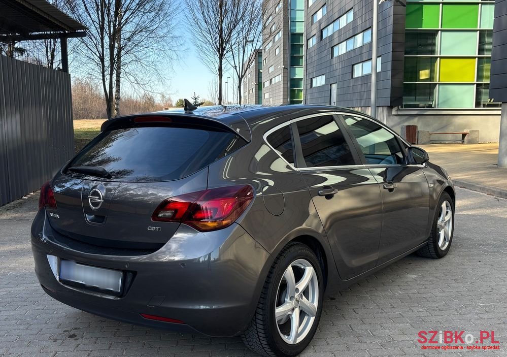 2010' Opel Astra 1.7 Cdti Dpf photo #6