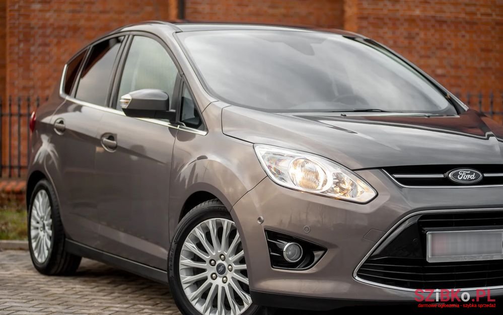 2013' Ford C-MAX photo #1