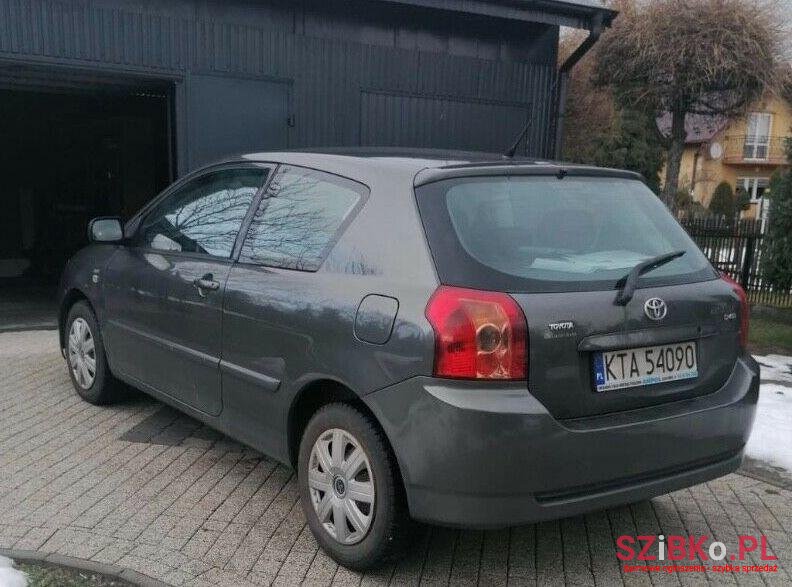 2004' Toyota Corolla photo #1