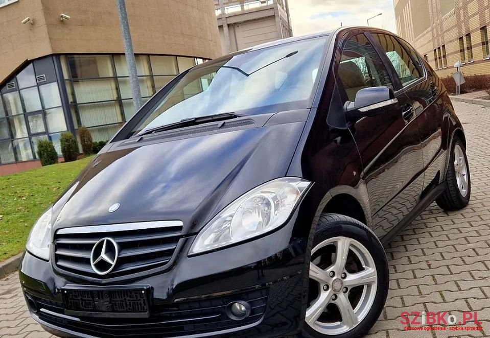 2010' Mercedes-Benz Klasa A photo #2