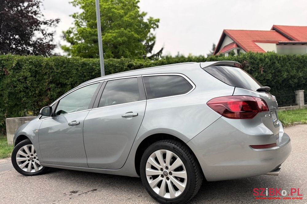 2012' Opel Astra 1.4 T Enjoy S&S photo #5