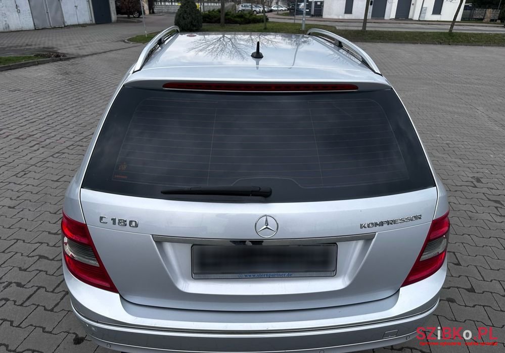 2009' Mercedes-Benz C-Class photo #6