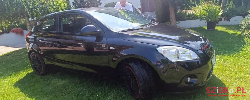 2008' Kia Proceed 1.6 Comfort + photo #2