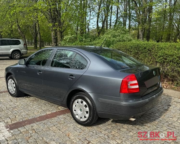 2011' Skoda Octavia 1.6 photo #6