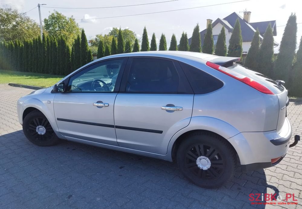 2005' Ford Focus photo #4