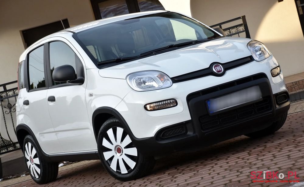 2024' Fiat Panda photo #2