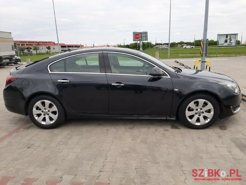2014' Opel Insignia photo #1
