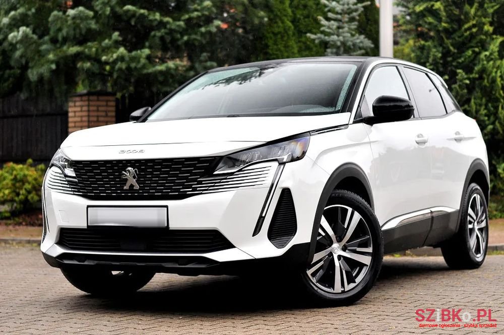 2022' Peugeot 3008 photo #1