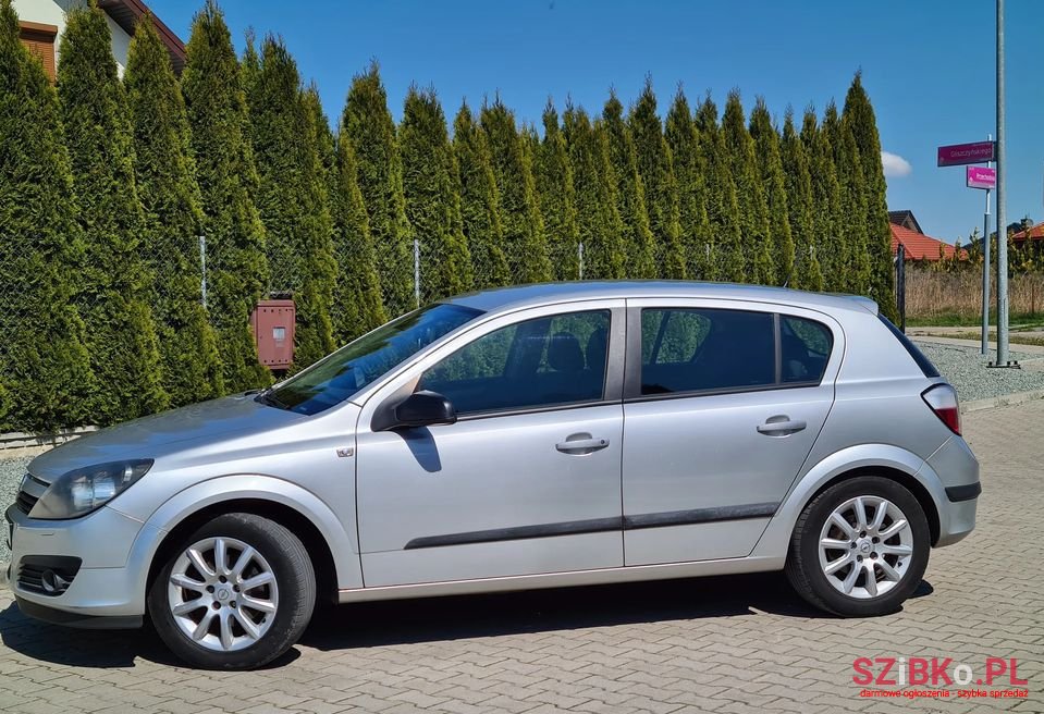 2004' Opel Astra photo #3