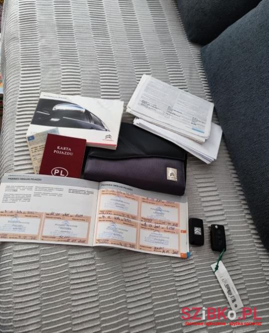 2012' Citroen C5 photo #5