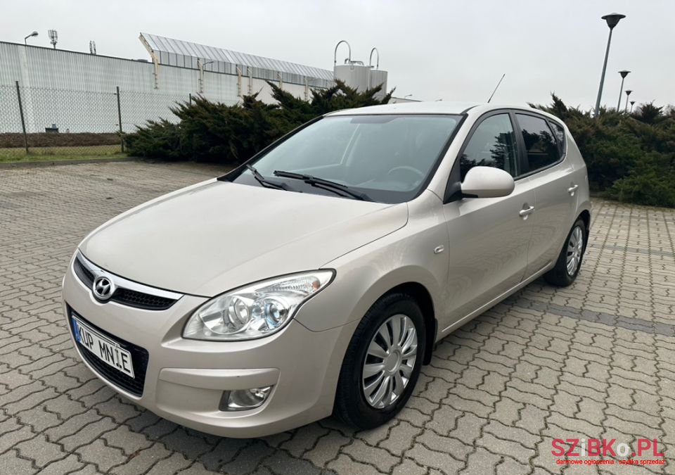 2008' Hyundai i30 photo #1