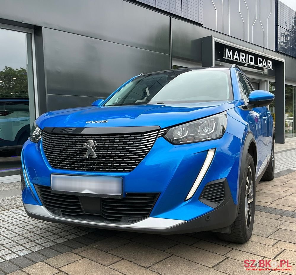 2020' Peugeot 2008 photo #1