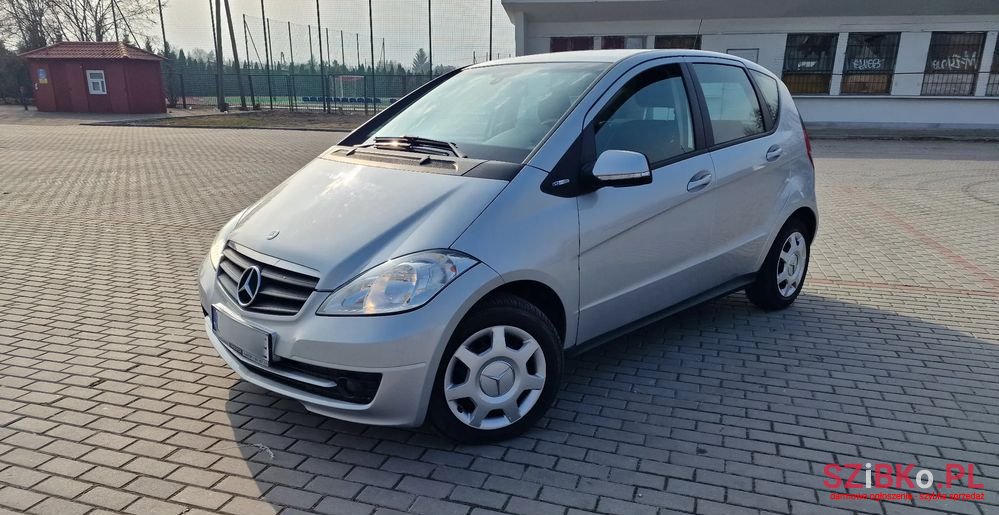 2011' Mercedes-Benz A-Class photo #1