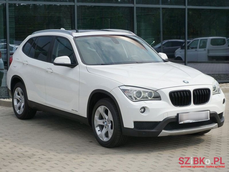 2013' BMW X1 Xdrive18D photo #3