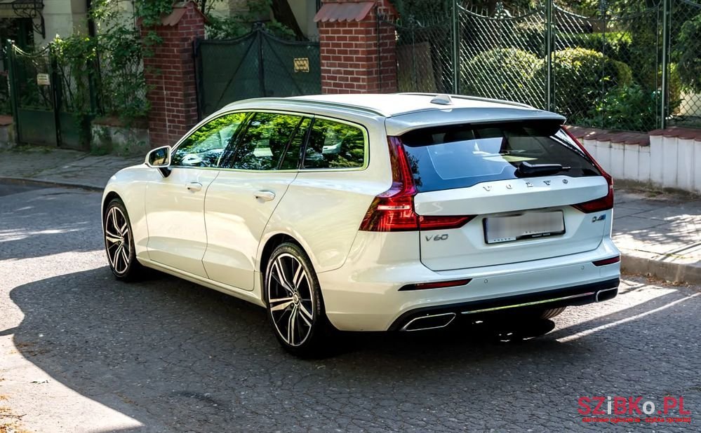 2018' Volvo V60 photo #4