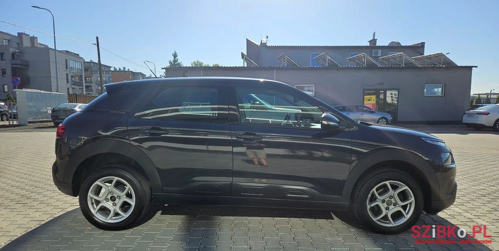 2019' Citroen C4 Cactus photo #3