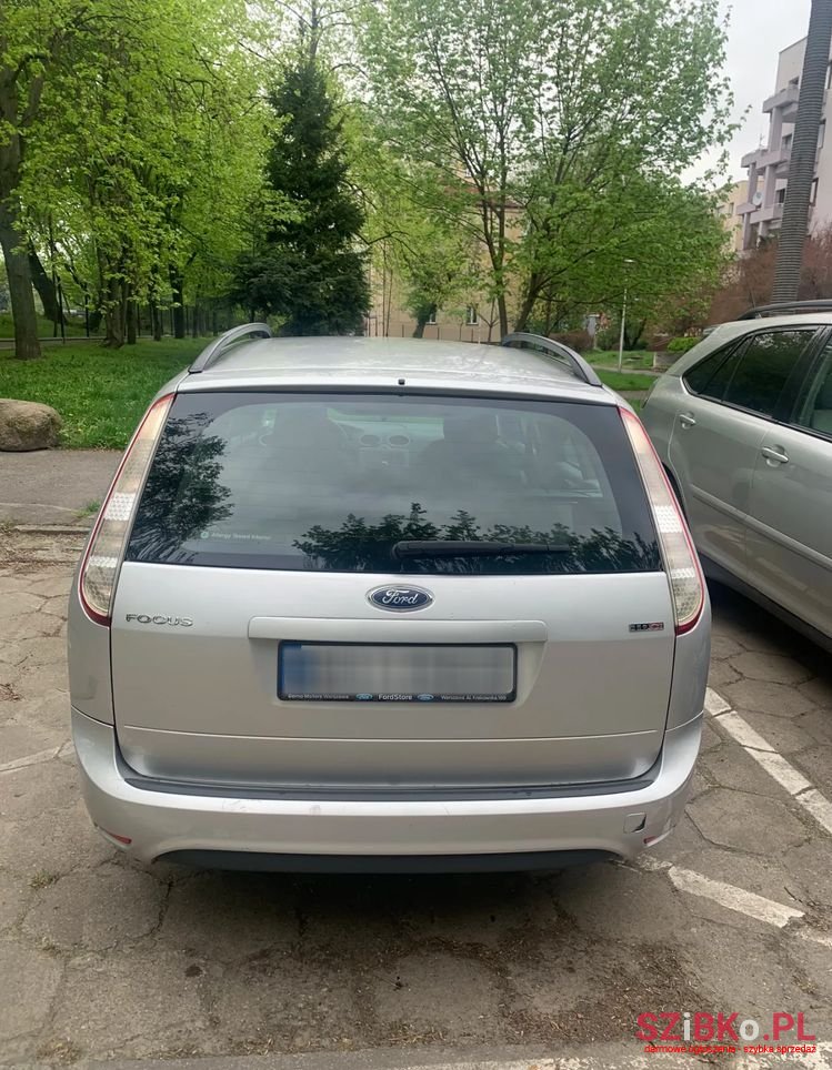 2010' Ford Focus photo #4