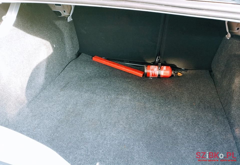 2017' Peugeot 301 photo #6