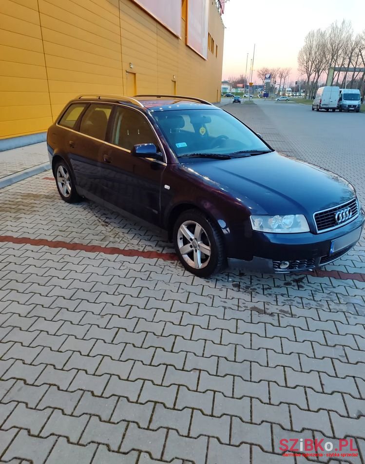 2002' Audi A4 Avant photo #5