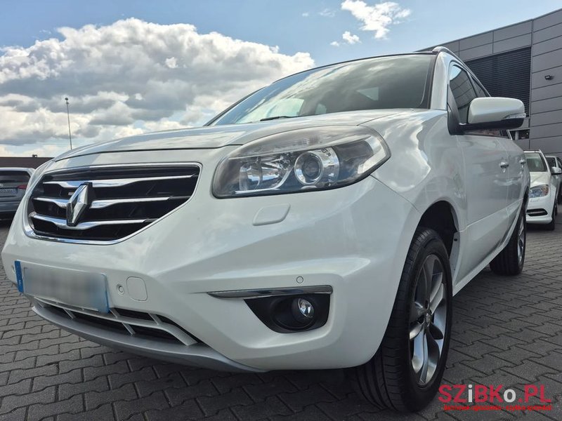 2012' Renault Koleos photo #1