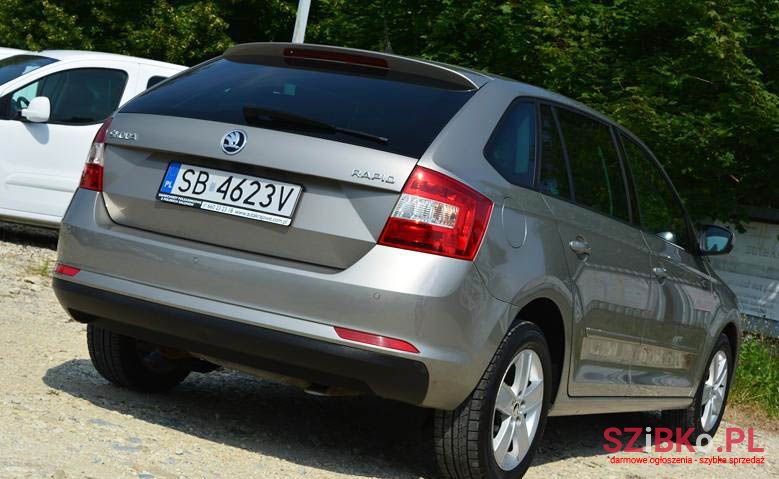 2014' Skoda Rapid photo #3