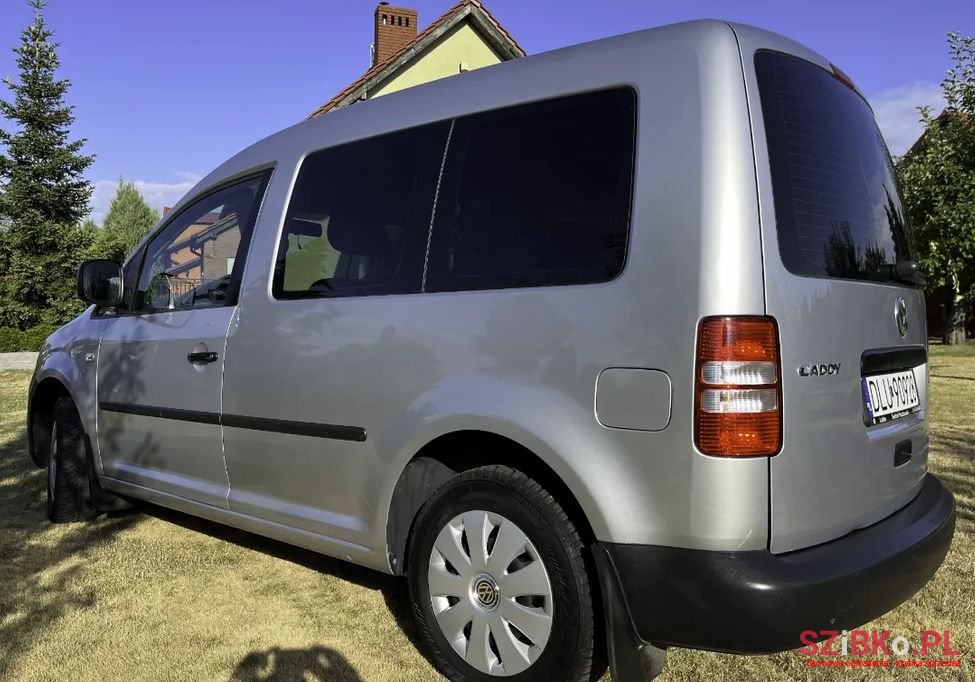 2014' Volkswagen Caddy photo #2