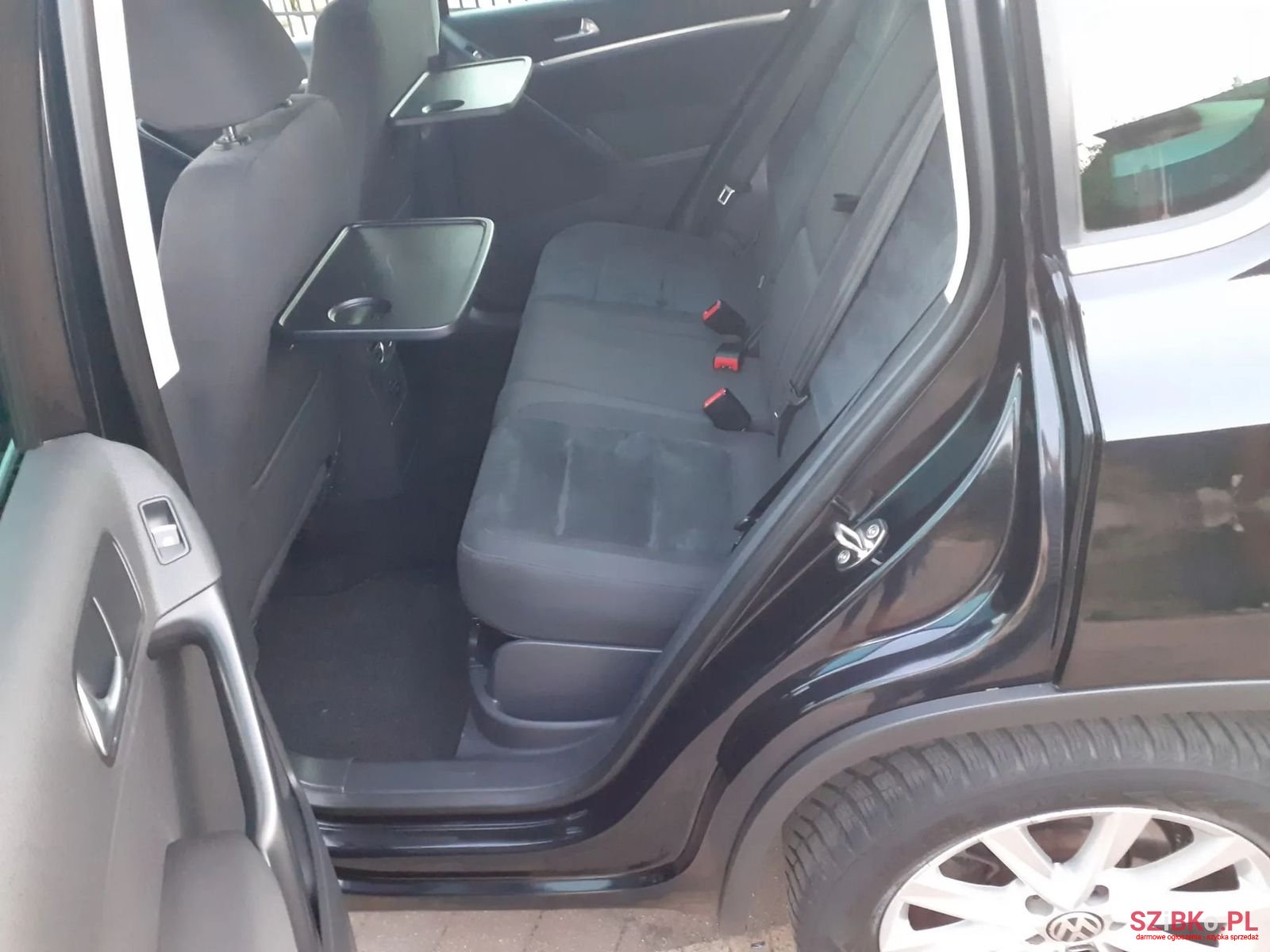 2012' Volkswagen Tiguan photo #6