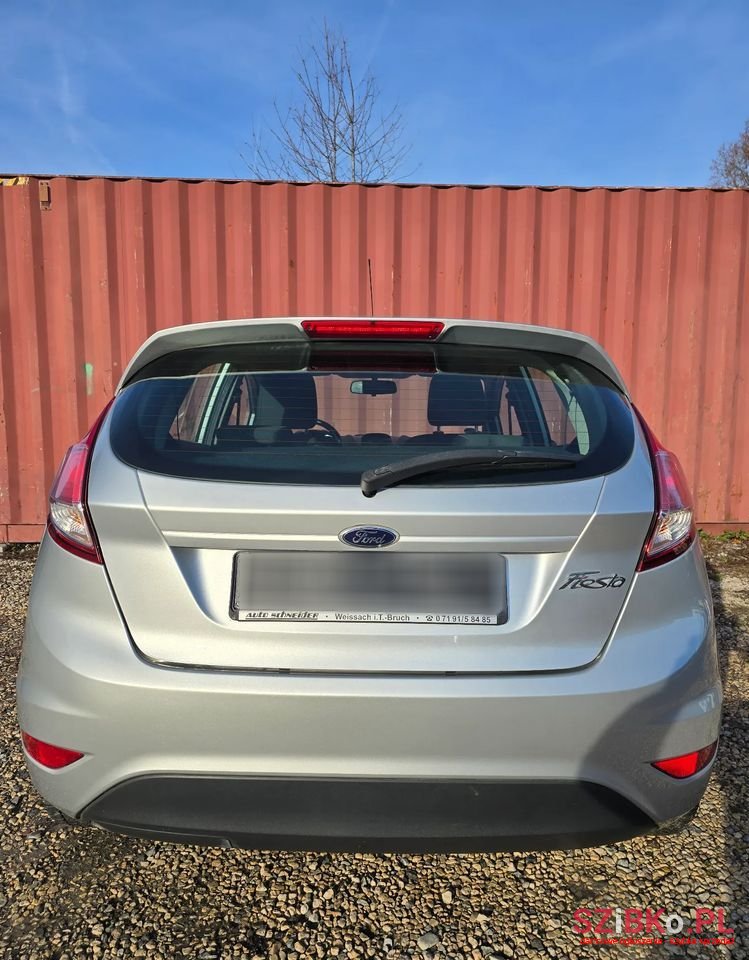 2013' Ford Fiesta photo #6