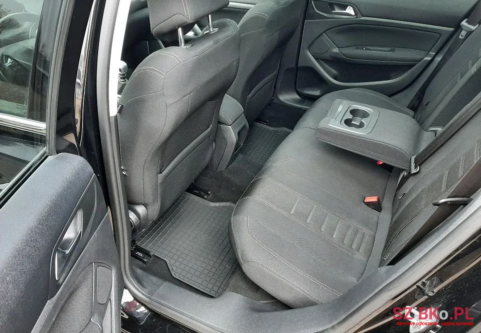 2014' Peugeot 308 photo #3