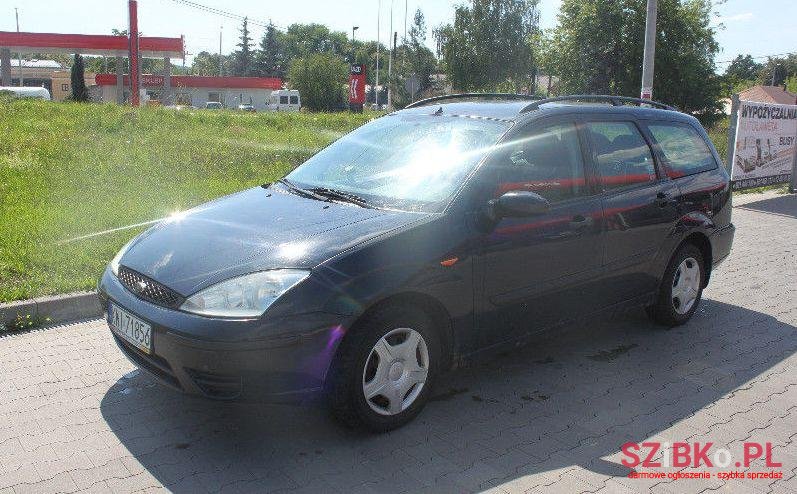 2004' Ford Focus photo #1