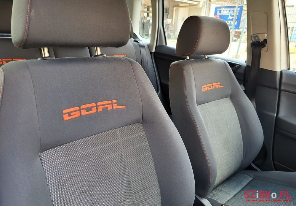 2007' Volkswagen Polo photo #5