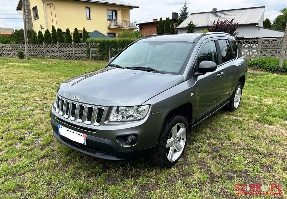 2011' Jeep Compass photo #1